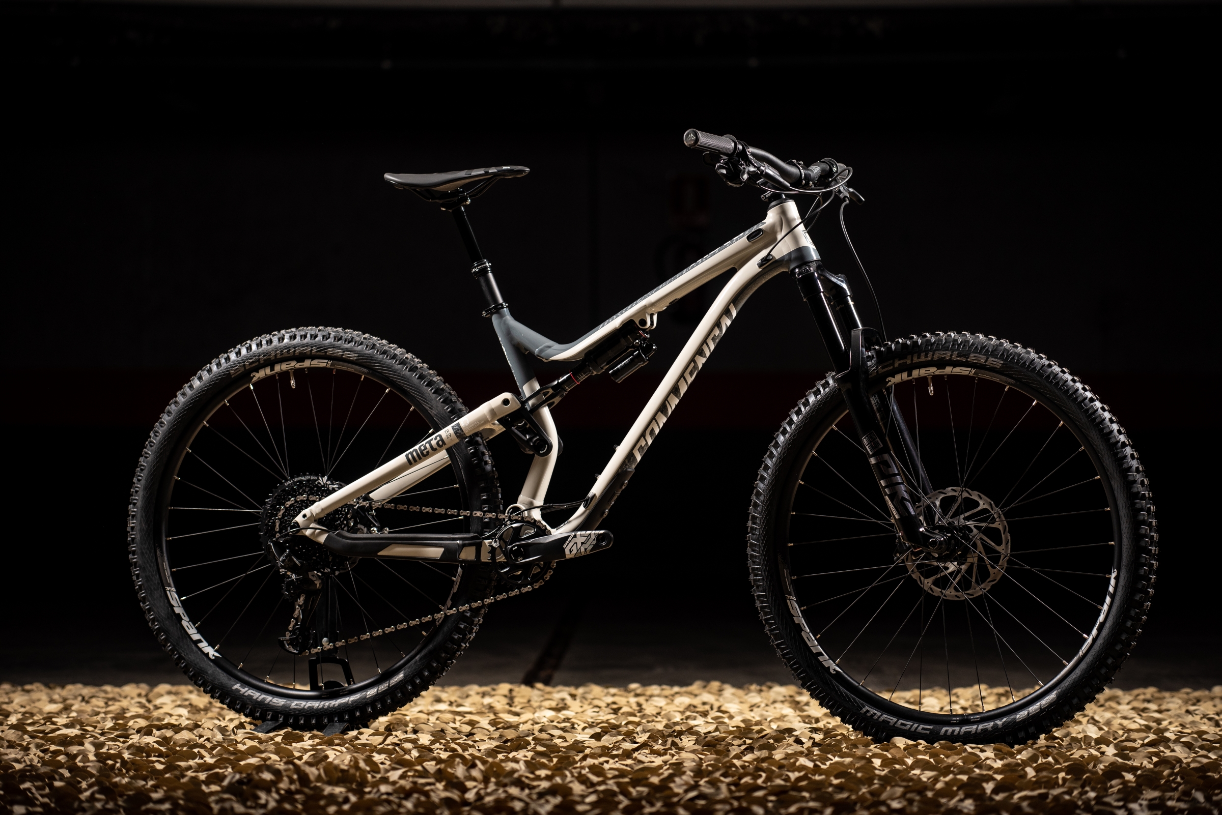 Commencal meta sale am 29 2020